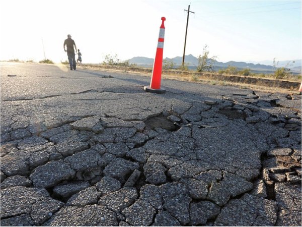 Un nuevo temblor de 7,1 sacude el sur de California