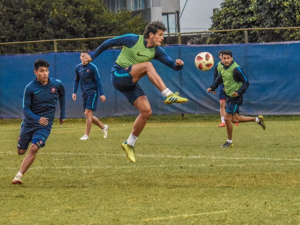 Russo perfila el onceno en Cerro Porteño
