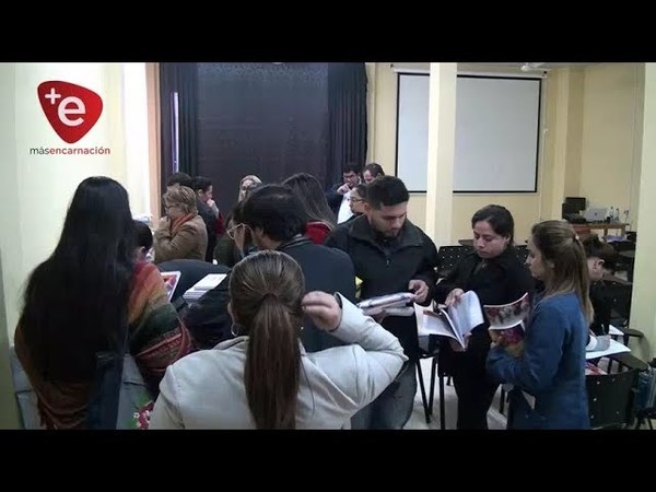 MÉDICOS Y ESTUDIANTES SON CAPACITADOS EN NUEVAS DIRECTIVAS PARA LA ATENCIÓN A PACIENTES CON DIABETES