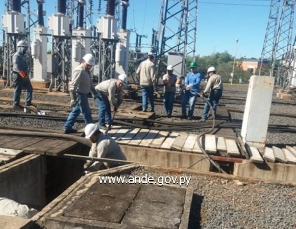 ANDE refuerza sistema eléctrico en Limpio - Radio 1000 AM