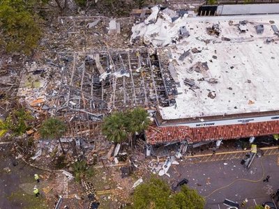 Varios heridos en explosión en un centro comercial del sur de Florida
