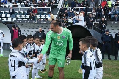 Elogios para Azcona - Fútbol - ABC Color