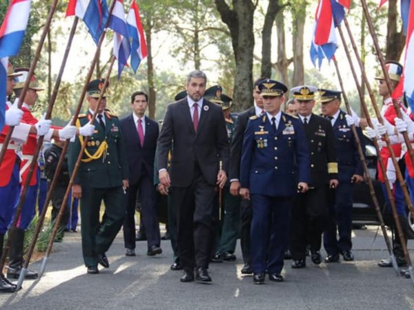 Proyecto de reforma de las FFAA habla de  falencias y corrupción