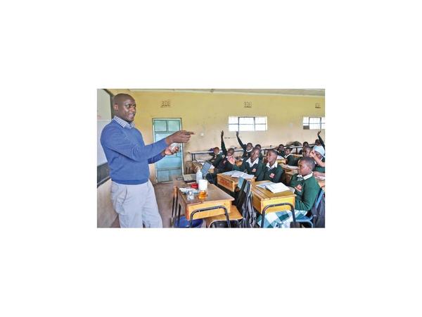 El mejor profesor del mundo vive entre los más pobres de Kenia