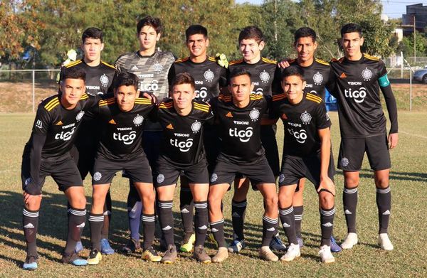 Sub 16: Olimpia pasa a la cima - Fútbol - ABC Color