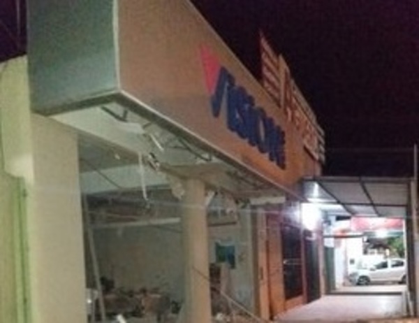 Policía se despliega en San Pedro para dar con rastros de asaltantes de banco » Ñanduti