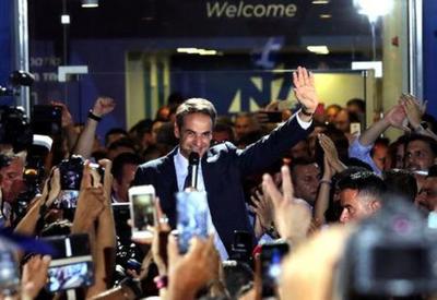 Conservadores ganan con contundencia en Grecia » Ñanduti