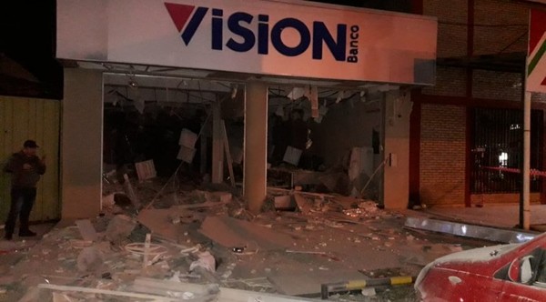 Ataque criminal en Liberación es similar al del PCC en CDE y desafía a la seguridad del Estado