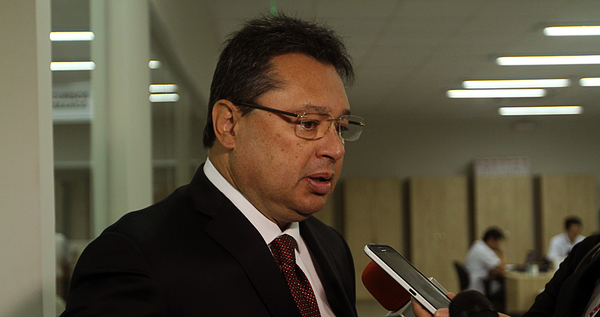 Cancillería y MIC durmieron once meses borrador sobre autopartes y ahí se desató la crisis, acusa exministro de Industria y Comercio - ADN Paraguayo