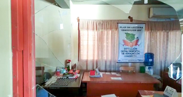 Delincuentes roban en dirección departamental de Educación