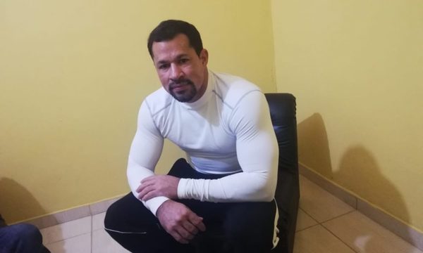Jueza critica 10 meses de investigación fiscal y otorga libertad a Ulises Quintana