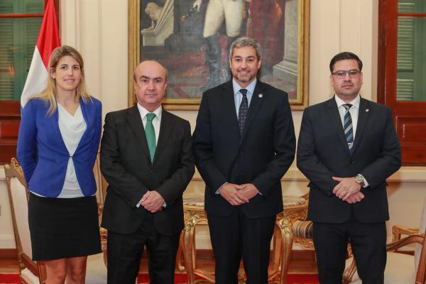 OEI expresa interés de afianzar cooperación con el Paraguay
