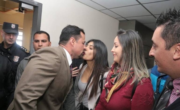 HOY / Ulises Quintana dice que volverá al Congreso para apoyar la gestión de Abdo