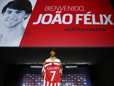 Atlético de Madrid presenta a João Félix