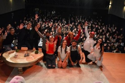 Continúa La Familia Lavalle En El Teatro Latino