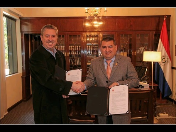 Municipio firma convenio con TSJE que permitirá fortalecimiento técnico a comisiones vecinales