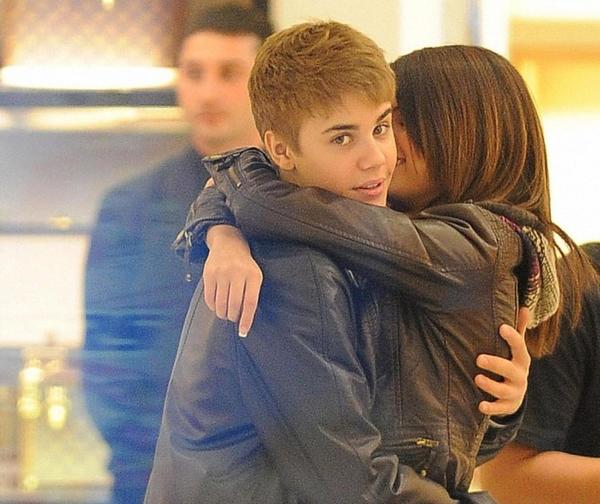 Revelan las supuestas traiciones de Justin Bieber a Selena Gomez