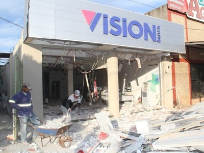 Sabíamos que se iba a hacer un ataque a bancos o caudales, pero no sabíamos dónde, dice comisario - Radio 1000 AM