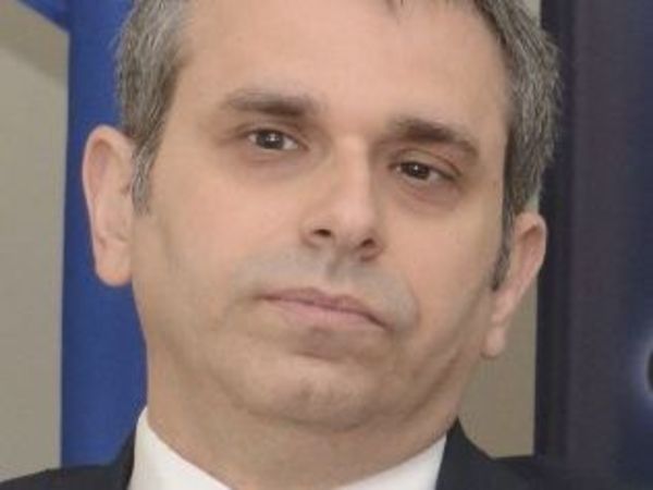 Defensa de Whittingslow pide renuncia de Kriskovich - Nacionales - ABC Color