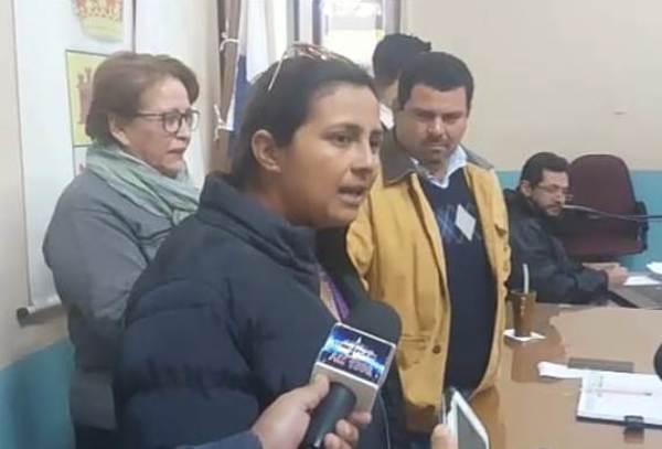 Ciudadanas indignadas encaran a pleno de concejales | Radio Regional 660 AM