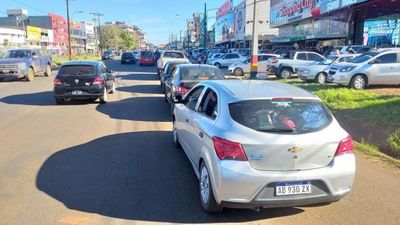 Miles de argentinos hacen compras en Encarnación