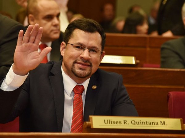 Piden prudencia para reincorporar a Quintana en la Cámara Baja