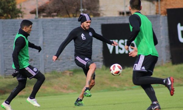 Olimpia debuta en la Copa Paraguay