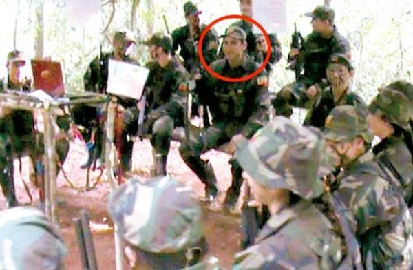 HOY / Aparece el EPP con un comando indígena: matan a empleado y queman maquinarias