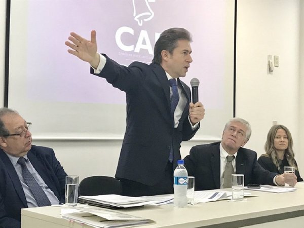 “Industrias seguirán su trabajo a full sin arancel”