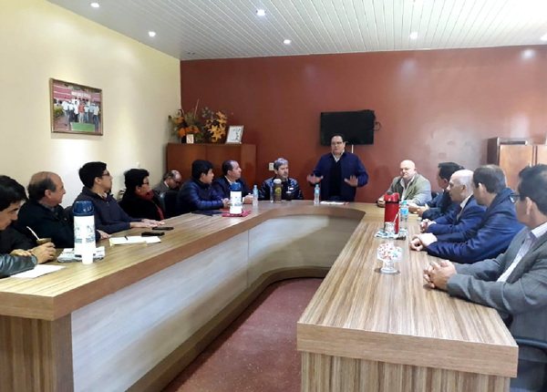Director general de Itaipu mantuvo reunión de trabajo con intendentes