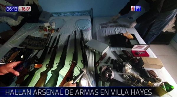 Tenía un arsenal en su vivienda de Remansito | Noticias Paraguay