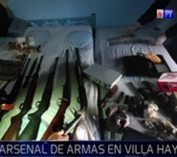 Hallan arsenal en Villa Hayes y sospechan tráfico de armas - Paraguay.com