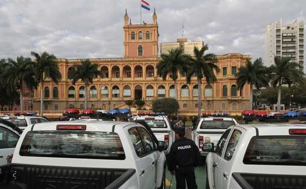 Policía Nacional recibe 50 nuevas patrulleras a ser destinadas a comisarías | .::Agencia IP::.