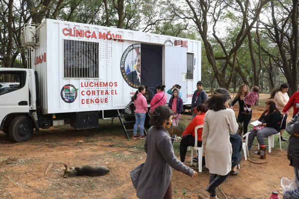 Ciudad Mujer Móvil presente hoy en San Lorenzo