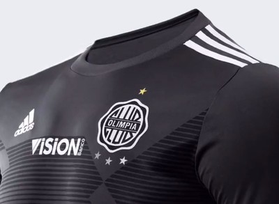 Olimpia tiene nueva camiseta alternativa