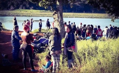 Encuentran ahogado a hombre que ingresó con su vehículo al Acaray