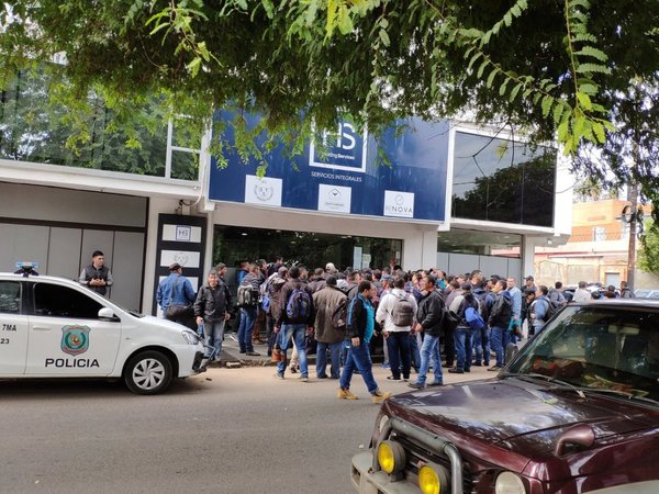 Desvinculados del SST denuncian que firma no cumplió con acuerdo