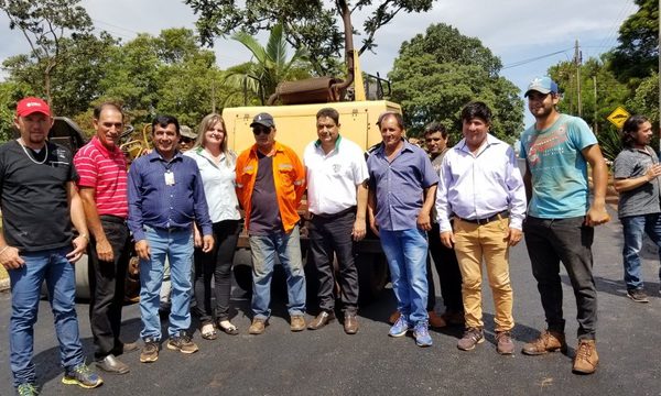 Inician trabajos de asfalto en el distrito de Dr. Raúl Peña