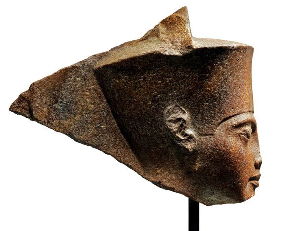 Egipto busca busto de Tutankamón