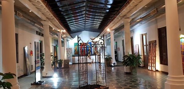 Muestra “Abriendo puertas” se despide - Artes Plásticas - ABC Color