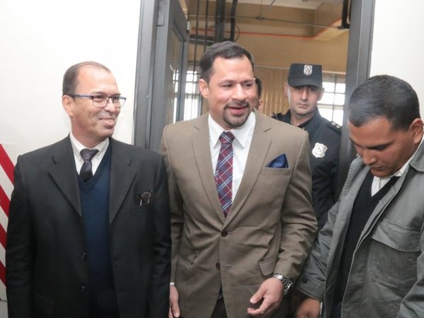 Ulises intentará hoy reasumir cargo pese al proceso judicial que afronta