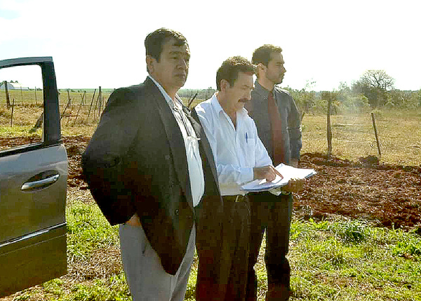 Rojas insiste para que se concrete entrega de vertedero por 25 años a cambio de migajas