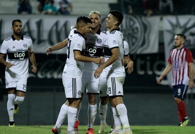 Olimpia golea a Sportivo Limpeño en Copa Paraguay