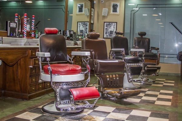 Barbería recupera rituales tradicionales