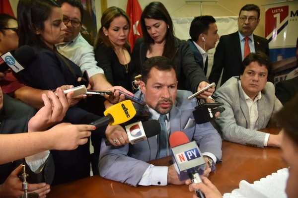 Ulises Quintana se presenta en Diputados con fuertes críticas a la Fiscalía