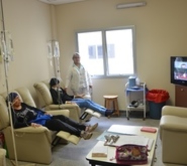 Promulgan decreto reglamentario de Ley de Lucha Contra el Cáncer - Paraguay.com
