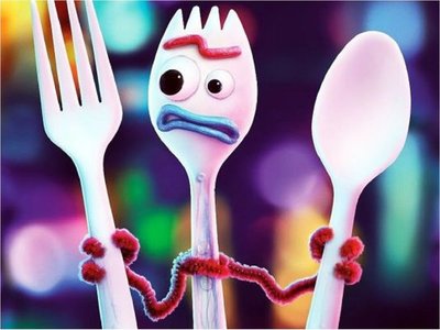 Muñecos de Forky son retirados por ser peligrosos para los niños
