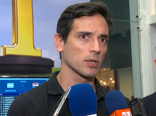 Roque Santa Cruz: “Todos se motivan contra el campeón”