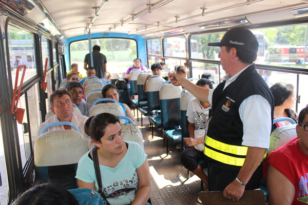 Instan a choferes a gestionar un permiso para transportar visitantes a la Expo » Ñanduti