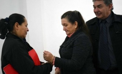 Condenan a pareja que intentó meter droga en la cárcel